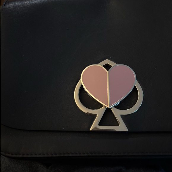 Kate Spade Nicola Black and Pink Crossbody Bag with Enameled Turnlock Closure - Picture 11 of 11